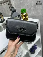 Черный – логотип – стильный и элегантный клатч под клапаном, хорошо держит форму (0528)