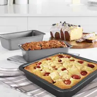 Форма для выпечки Maestro MR-1104 22,5х22,5х4,5 см