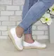 Женские белые туфли с перфорацией и липучкой белый.