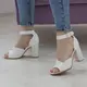 Женские босоножки Fashion Zachary 2703 40 размер 25,5 см Белый