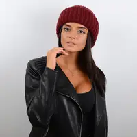 Шапка Julia 17043 бордовый
