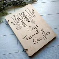 Дерев'яна кулінарна книга «Our Family Recipes»
