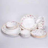 Столовый сервиз из фарфора Strawberry на 6 персон 32 предметов HP-HK-8