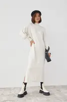 Довга сукня oversize з розрізами - кремовий цвет, S
