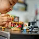 Конструктор LEGO City Грузовик с гамбургерами 194 детали (60404)