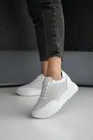 Женские кроссовки кожаные летние белые VlaMar 03 39
