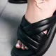 Шлепанцы женские Fashion June 3602 41 размер 26 см Черный