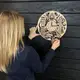 Оригинальные настенные часы из дерева «Пожарники»